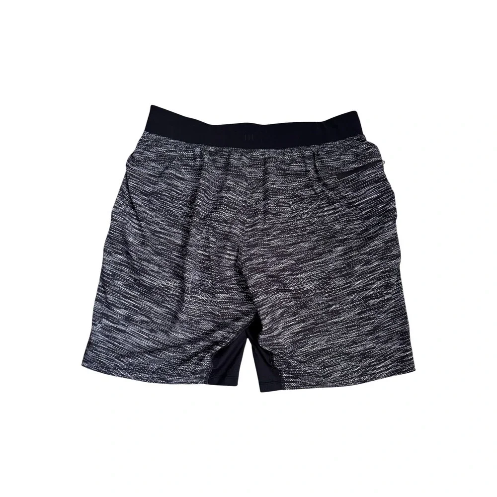 Lululemon T.H.E. Short 9